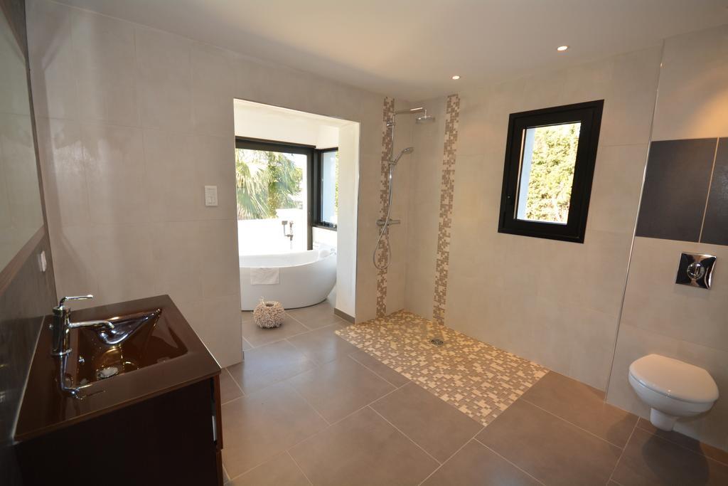 La Villa Blanche Sanary-sur-Mer Cameră foto