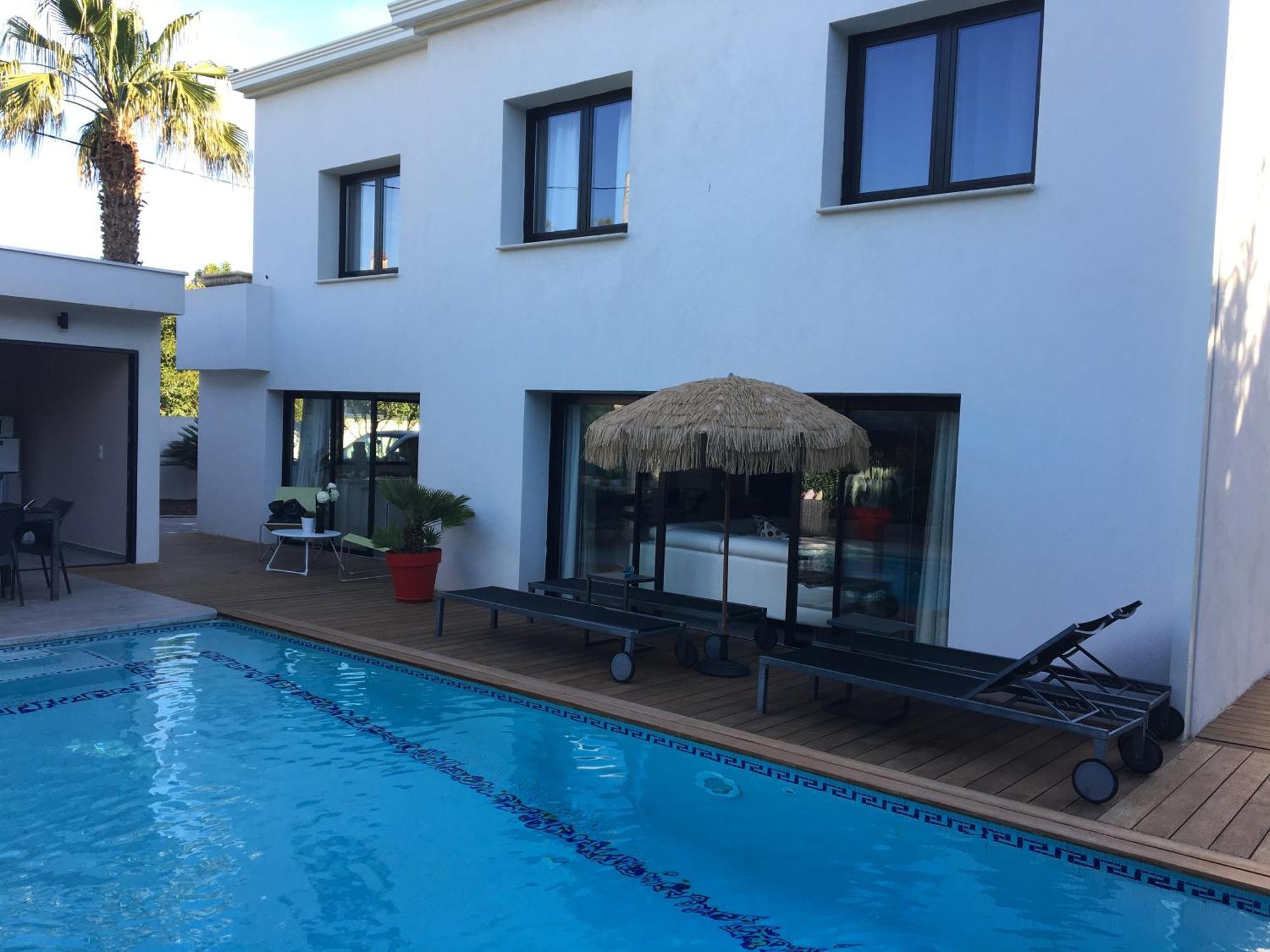 La Villa Blanche Sanary-sur-Mer Exterior foto